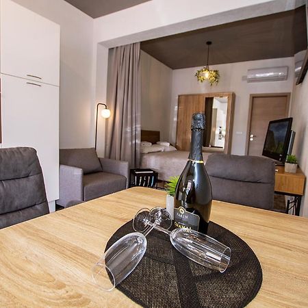 Tiktok Apartment ซาดาร์ ภายนอก รูปภาพ