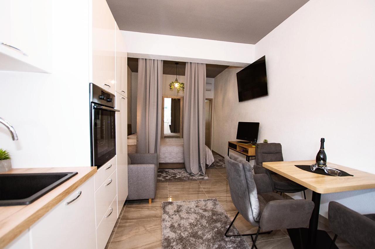 Tiktok Apartment ซาดาร์ ภายนอก รูปภาพ
